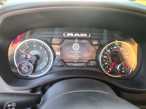 Certified 2025 RAM 1500 Big Horn AWD/4WD image 25