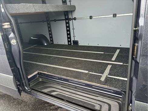 Used 2022 Mercedes-Benz Sprinter 2500 image 22