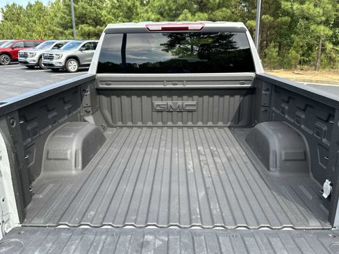 Used 2024 GMC Sierra 1500 Elevation image 33