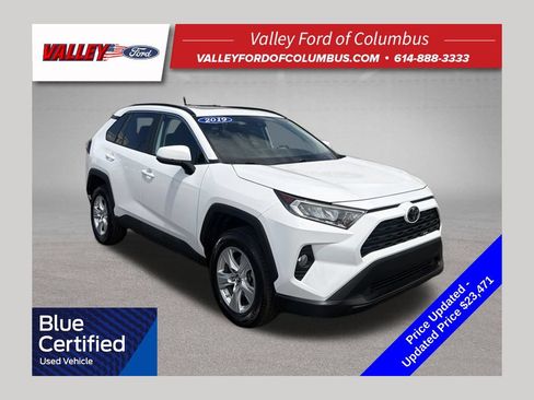 Used 2019 Toyota RAV4 XLE w/ Convenience Package AWD/4WD image 1