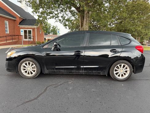 Used 2014 Subaru Impreza 2.0i Premium AWD/4WD image 8