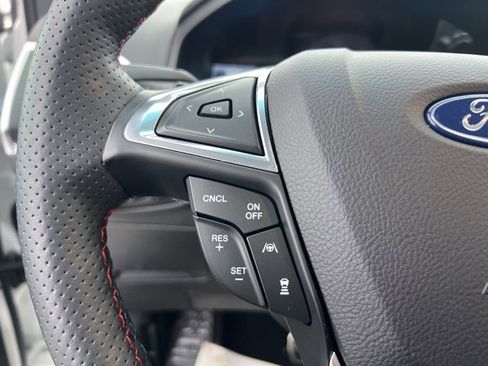 Certified 2024 Ford Edge ST w/ Equipment Group 401A image 10