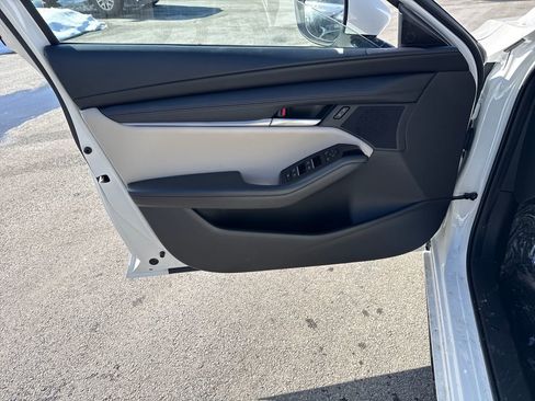 New 2026 MAZDA MAZDA3 2.5 S Sedan w/ Preferred Pkg image 10