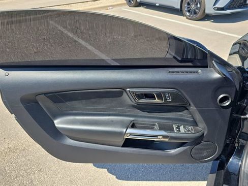 Used 2016 Ford Mustang Shelby GT350 w/ Technology Package image 27