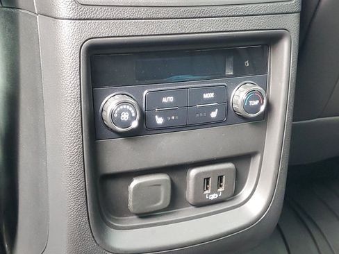 Used 2020 Buick Envision Essence AWD/4WD image 27