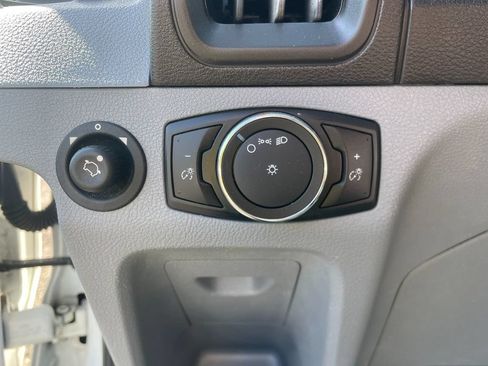 Used 2019 Ford Transit 250 148 Low Roof RWD image 14