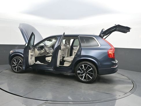 Certified 2023 Volvo XC90 B6 Plus w/ Protection Package Premier image 38