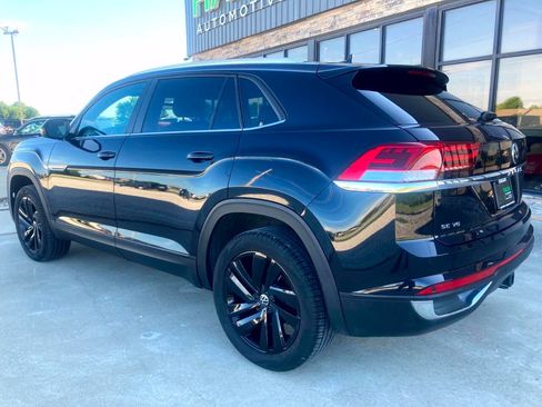 Used 2023 Volkswagen Atlas Cross Sport SE w/ Black Wheel Package AWD/4WD image 5