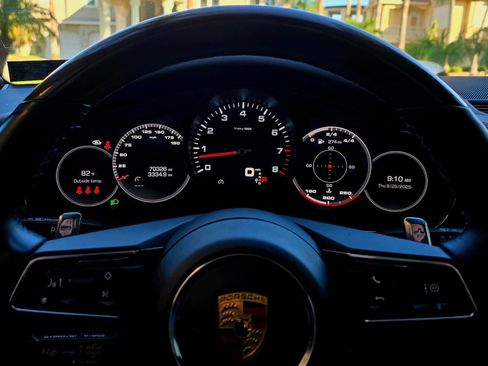 Used 2021 Porsche Panamera 4 image 15