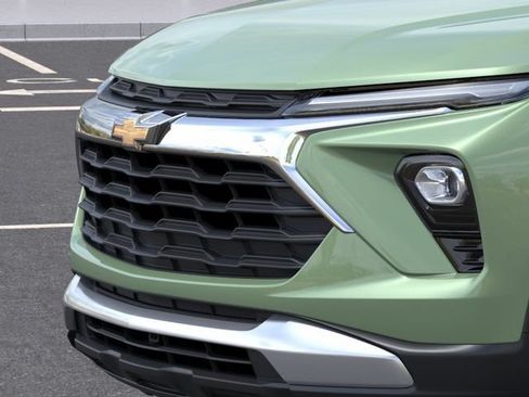 New 2026 Chevrolet TrailBlazer LT w/ Convenience Package FWD image 13