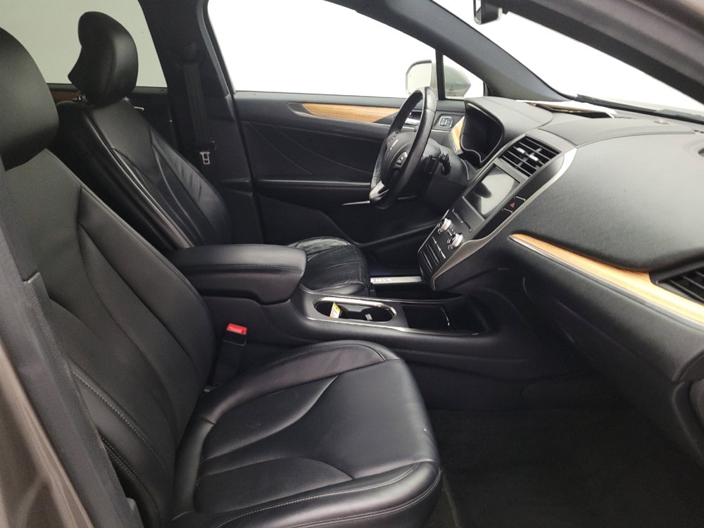 Used 2016 Lincoln MKC Select w/ Select Plus Package FWD image 21
