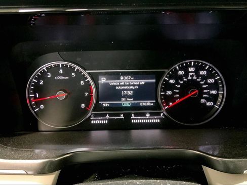 Used 2023 Kia Sorento S w/ Panoramic Sunroof Package FWD image 18