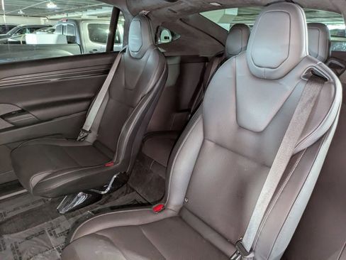 Used 2023 Tesla Model X Plaid image 20