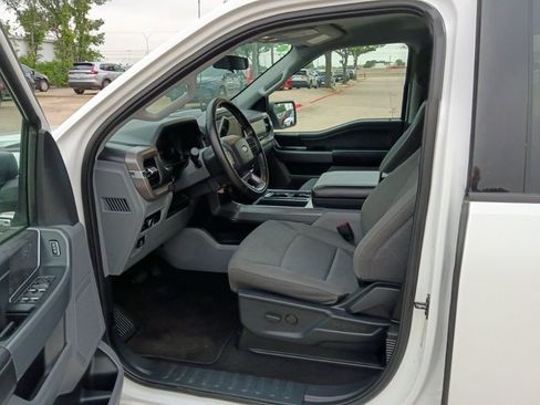 Used 2025 Ford F150 XLT w/ Equipment Group 301A Standard image 3