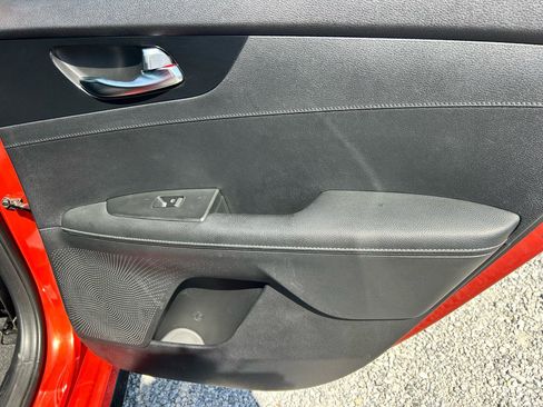 Used 2021 Kia Forte GT-Line w/ GT-Line Premium Package FWD image 14