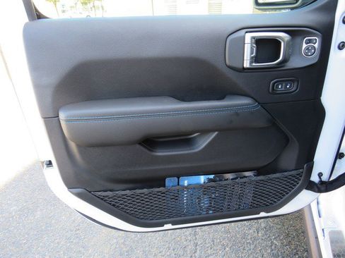 New 2023 Jeep Wrangler Rubicon w/ Steel Bumper Group image 13