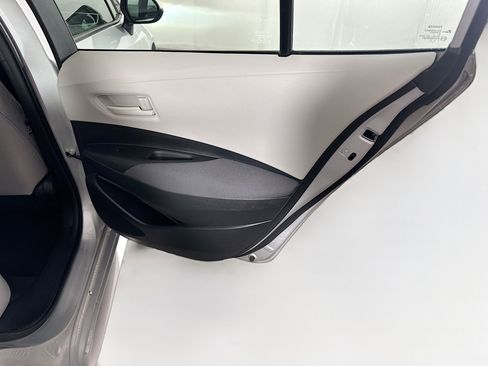 Used 2023 Toyota Corolla LE FWD image 28