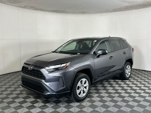 Certified 2024 Toyota RAV4 LE FWD image 7