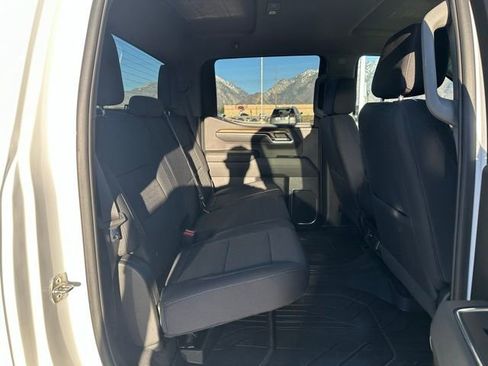 Certified 2024 Chevrolet Silverado 1500 LT w/ Z71 Off-Road Package AWD/4WD image 13