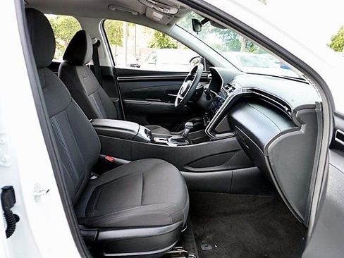 Used 2024 Hyundai Tucson SEL FWD image 11