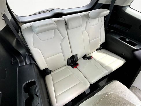 Used 2022 Kia Telluride SX w/ Nightfall Edition Package image 28