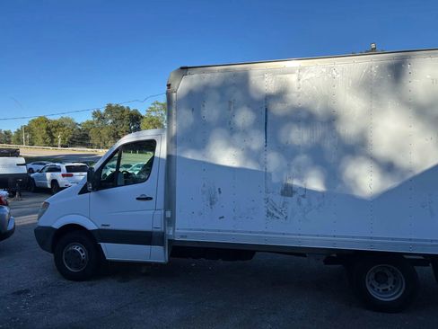 Used 2012 Mercedes-Benz Sprinter 3500 image 7