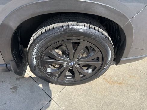 Used 2021 Subaru Forester Sport image 9