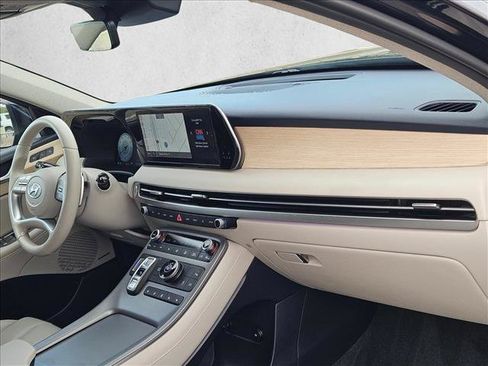 Used 2024 Hyundai Palisade Limited FWD image 25