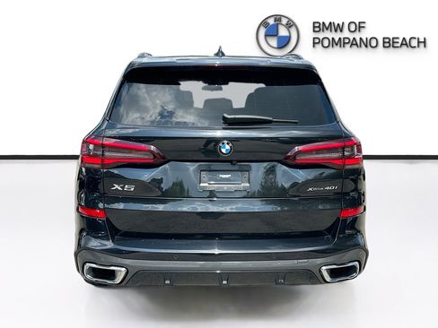 Used 2022 BMW X5 xDrive40i w/ M Sport Package image 6