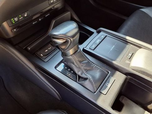 Used 2020 Lexus ES 350 w/ Premium Package FWD image 9