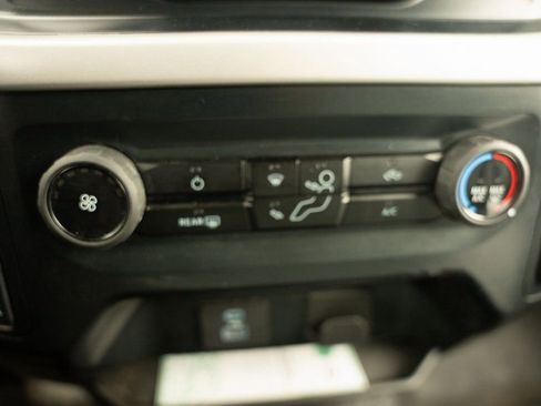 Used 2023 Ford F150 XLT w/ Trailer Tow Package image 22