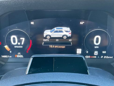 Used 2025 Ford Explorer ST-Line w/ Premium Package image 50