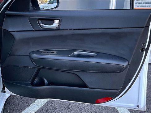 Used 2020 Kia Optima SE image 21