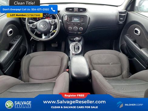 Used 2016 Kia Soul w/ Option Group 020 FWD image 11
