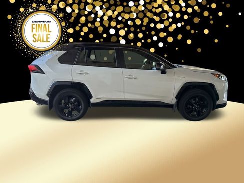 Used 2019 Toyota RAV4 XSE image 6