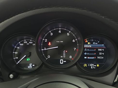 New 2026 Porsche Macan image 15