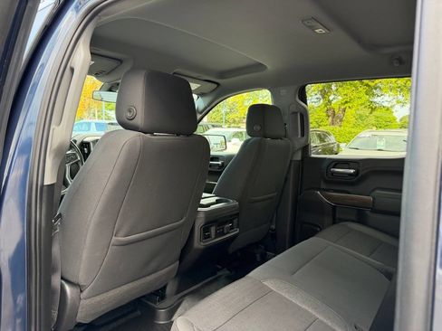 Used 2022 Chevrolet Silverado 1500 LT Trail Boss w/ Bed Protection Package AWD/4WD image 11