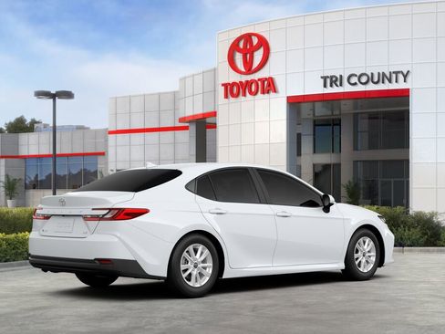 New 2026 Toyota Camry LE FWD image 10