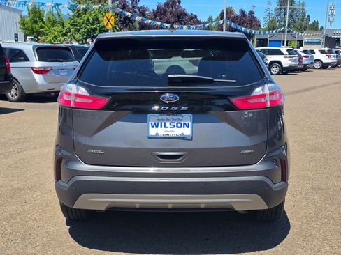 Used 2022 Ford Edge SEL AWD/4WD image 7