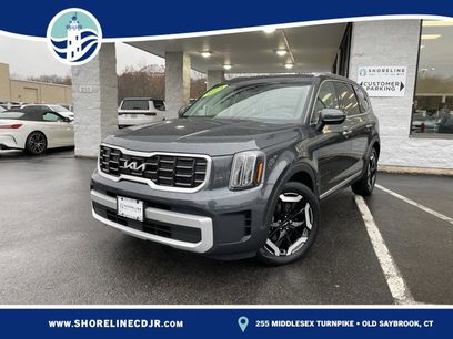 Used 2024 Kia Telluride S w/ S Sunroof Package