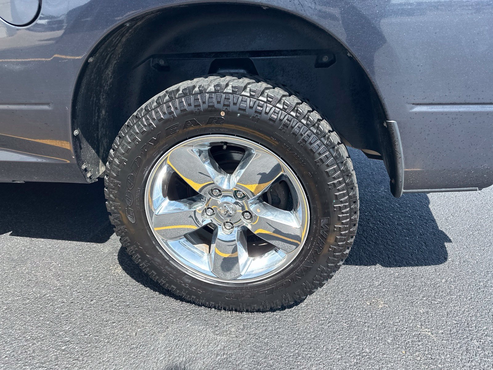 Used 2019 RAM 1500 Express w/ Express Value Package AWD/4WD image 9
