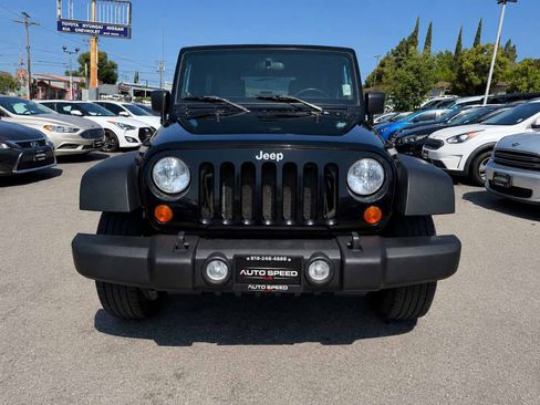 Used 2008 Jeep Wrangler Unlimited X w/ PWR Convenience Group AWD/4WD image 2