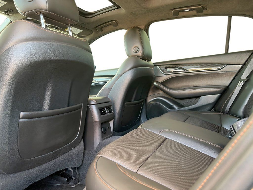 Used 2025 Cadillac CT5 V w/ Technology Package AWD/4WD image 26