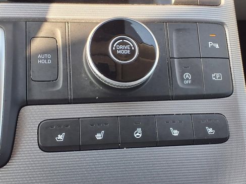 Used 2024 Hyundai Palisade Calligraphy image 10