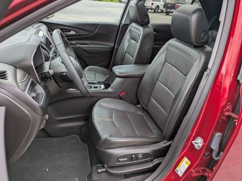 Used 2023 Chevrolet Equinox Premier AWD/4WD image 7