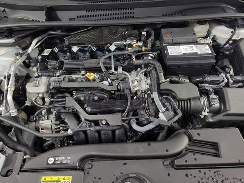 Used 2025 Toyota Corolla LE image 16