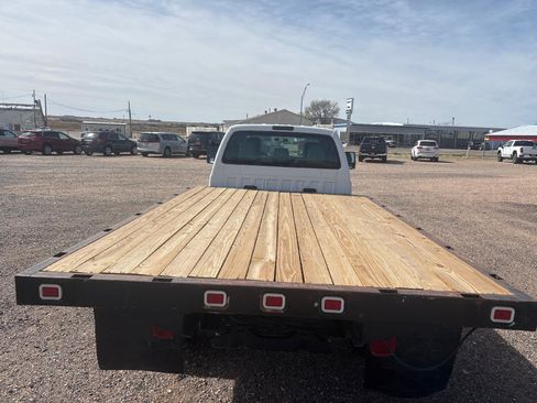 Used 2015 Ford F550 4x4 Crew Cab Super Duty image 5