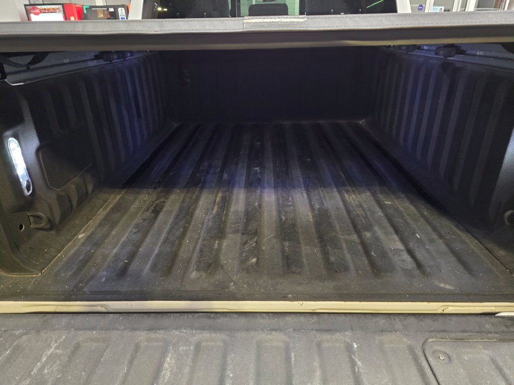 Used 2025 RAM 1500 Limited w/ Trailer Tow Group AWD/4WD image 6