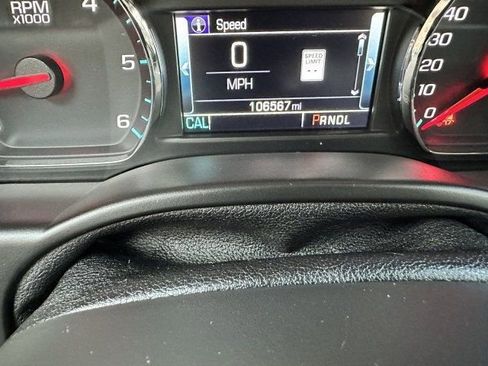 Used 2019 GMC Yukon SLT w/ Open Road Package image 12