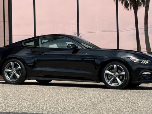 Used 2016 Ford Mustang Coupe RWD image 16